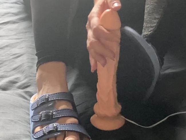 Download: Sweet-Lara666 - Für meine Schlappenfans ein neues Video....