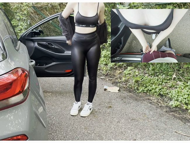 Download: SweetSoul24 - Aufregender outdoor Handjob mit einem großen Schwanz! Wetlookleggings ordentlich eingesaut!