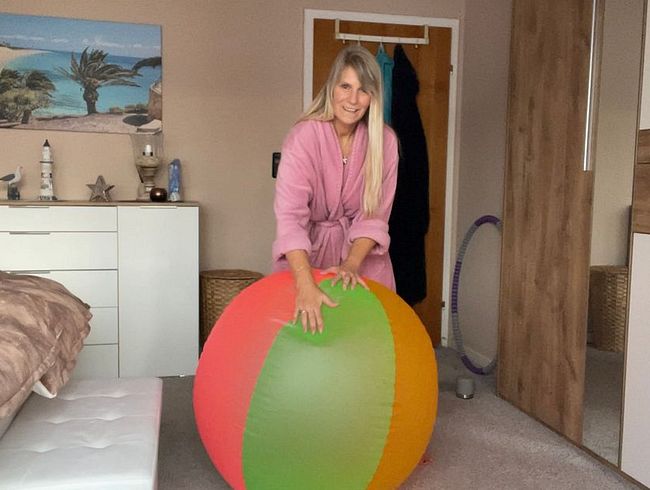 Download: SweetSusiNRW - Der Strand Ballon