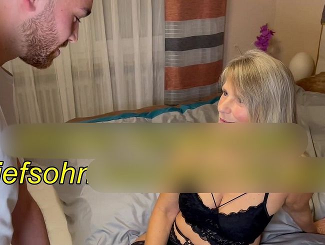 Download: SweetSusiNRW - Zimmer Verwechselt - Stiefsohn bekommt Blowjob