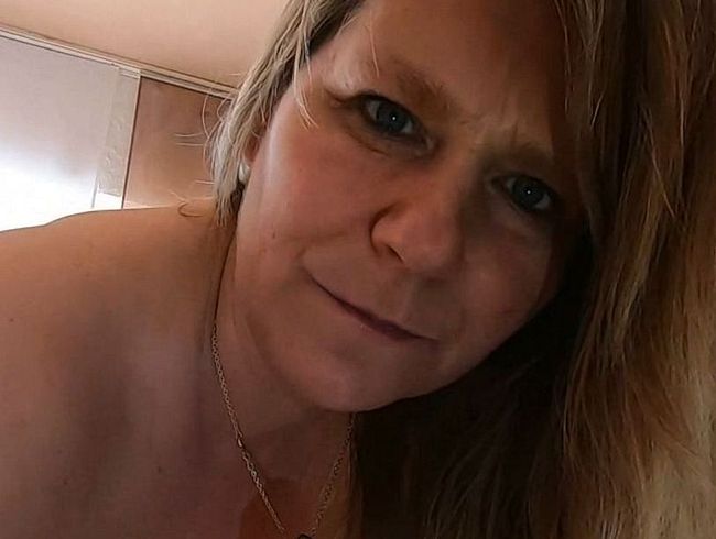 Download: SweetSusiNRW - Fick mich und Besame mich