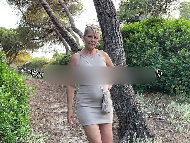 Download: SweetSusiNRW - Verschwitzte Fotze im Urlaub