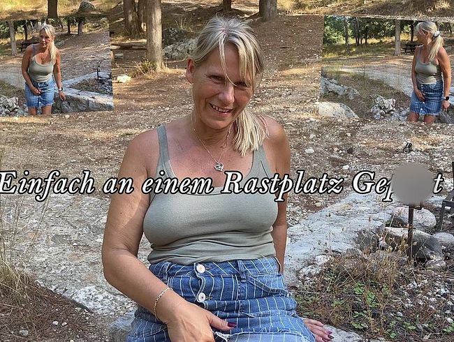 Download: SweetSusiNRW - Einfach an einem Rastplatz Gepisst.