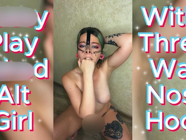 Download: Sweet_Sansarella - Pussy-Spiel mit nacktem Alt-Girl mit Drei-Wege-Nasenhaken.