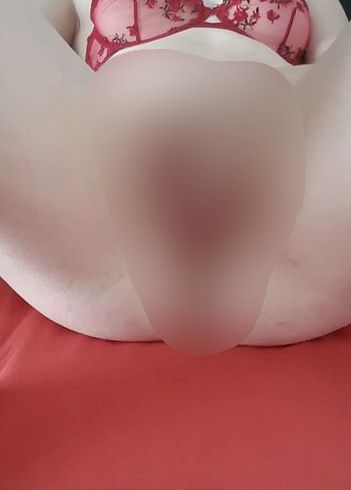 Download: Swissapple - Solo Dildo Spiel im Bett, spiel mit mir