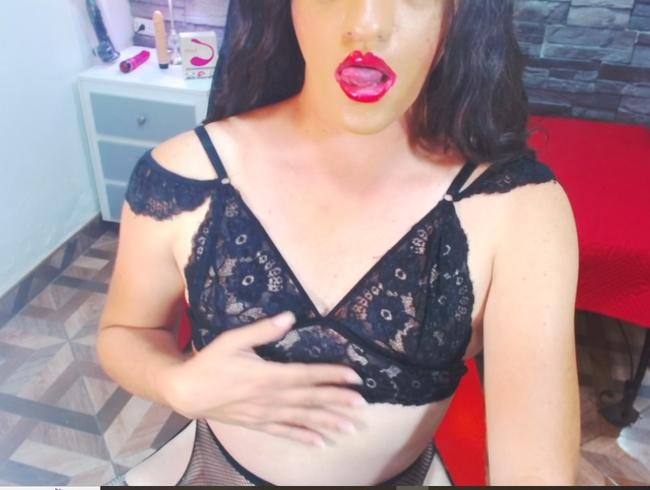 Download: TRINY_TS - Ich werde sehr geil auf dich und deine saftigen Lippen