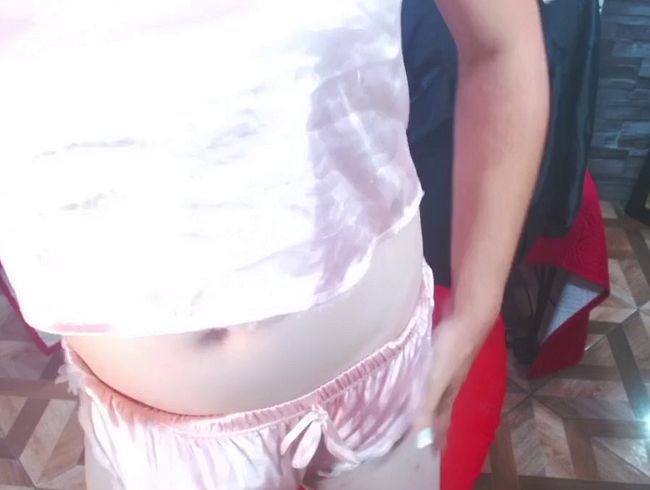 Download: TRINY_TS - Mein Höschen ist nass vom Skater