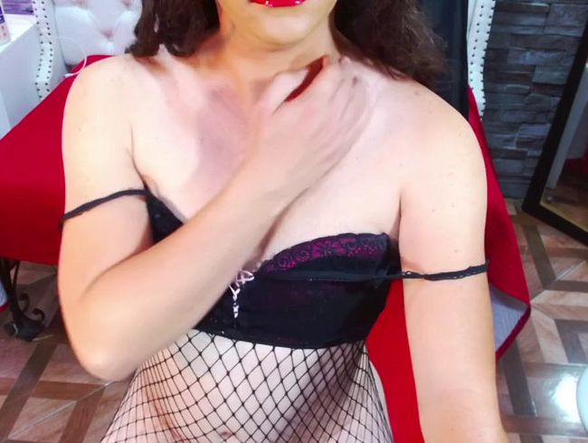 Download: TRINY_TS - Mein harter Schwanz schon in meiner Strumpfhose (nichts)