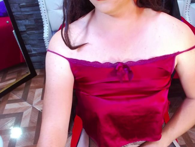 Download: TRINY_TS - Mein Fußballtrainer macht mich richtig an. (kein Ton)