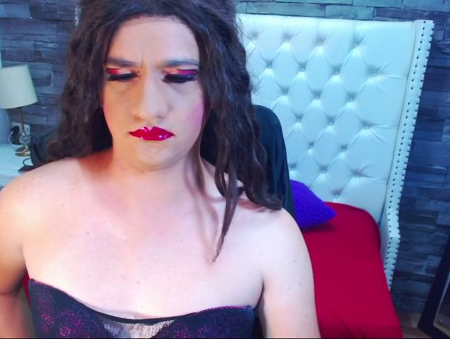 Download: TRINY_TS - Mein Penis wird hart, als er sich an deinen saftigen Beinen und Pobacken öffnet. (ohne Tonne)