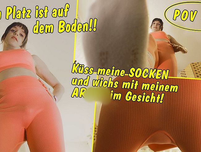 Download: TV_Helena_Kimberly - Dein Platz ist auf dem Boden! Küss meine Socken und komm mit meinem Arsch im deinem Gesicht! POV JOI