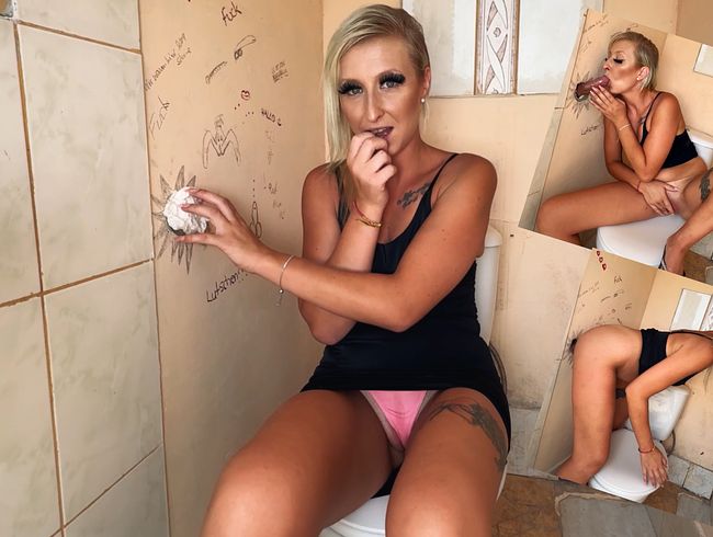 Download: Taiga_LaLoca - ÖFFENTLICHES GLORYHOLE 100% PRIVAT HEIMLICHE AUFNAHME AO TEIL1