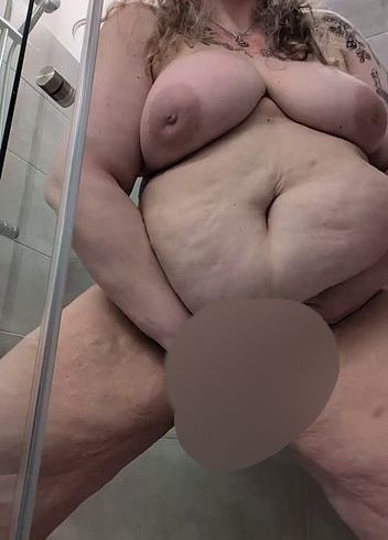 Download: TamaRubens - Im Hotel vor dem Duschen Teil 1