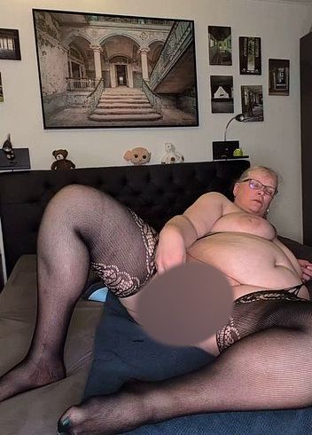 Download: TamaRubens - .... neues Spielzeug Teil 2...