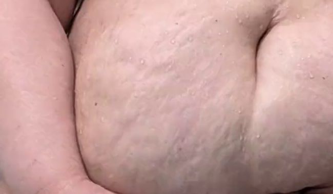 Download: TamaRubens - Urlaub... Da darf mein Zungenspielzeug nicht fehlen