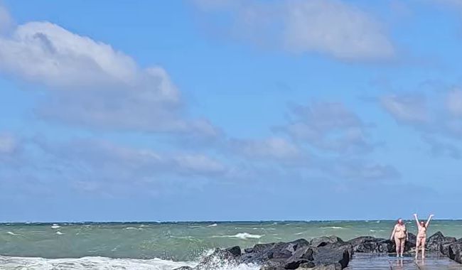 Download: TamaRubens - was für ein Tag am Strand....