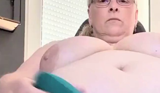 Download: TamaRubens - Ein neues Toy ausprobiert....