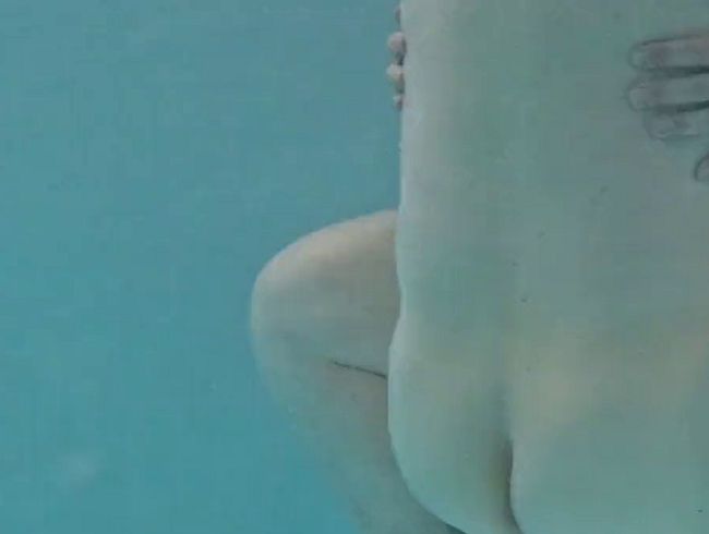 Download: TamaRubens - Ficken und Spaß im Pool...