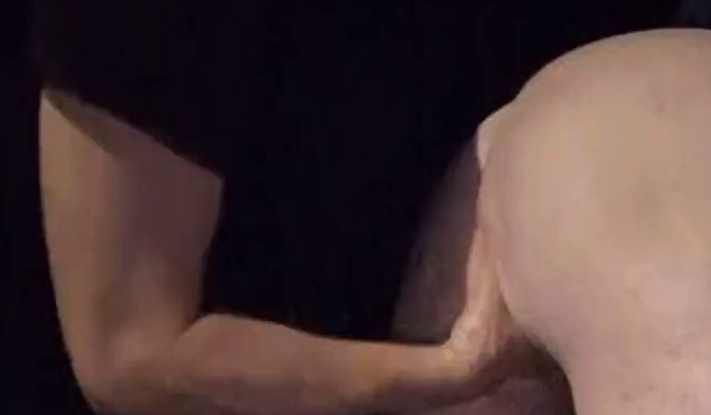 Download: TamaRubens - Beim Shooting mit fisten überrascht...