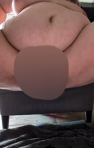 Download: TamaRubens - Pissen mit gepumpter Fotze...