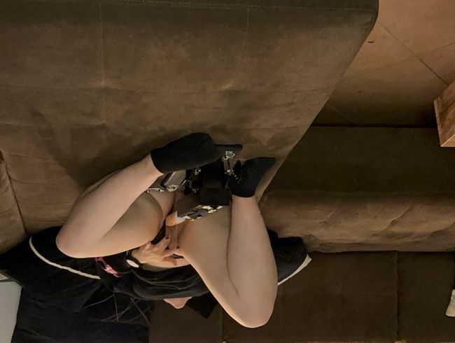 Download: TeaseQueen - Wenn die Nacht noch nicht vorbei ist… und meine Maschine mich härter nimmt als jeder Mann