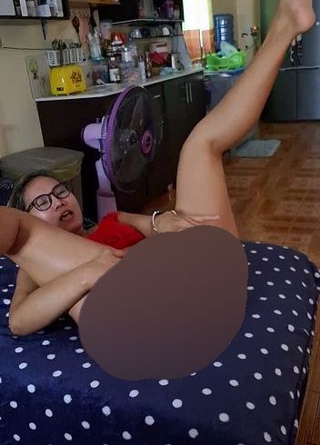 Download: ThaiDao - Beine hoch, um die Ohren, und bereit für einen tiefen Pussy-Drill