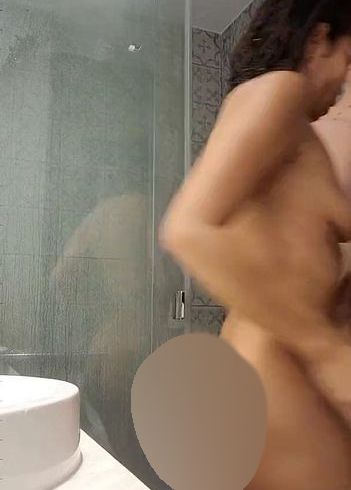 Download: ThaiDao - Spielzeit im Badezimmer