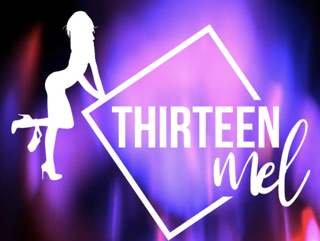 Download: Thirteen-Mel - DILDO REITEN MIT ANAL PLUG UND SCHWARZEN DESSOUS