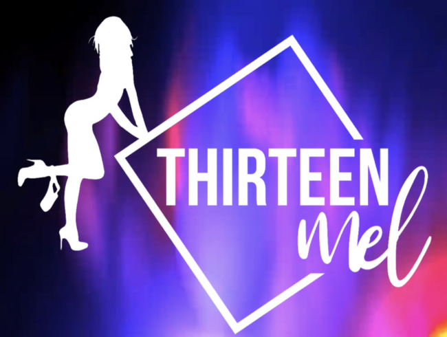 Download: Thirteen-Mel - NOCHMAL DAS GEILE LATEX KLEID ABER DIESMAL MIT MEINEM STRAPON FÜR DICH