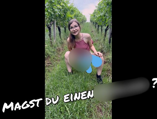 Download: TinyEmily - Natursekt vom feinsten magst du einen Schluck?