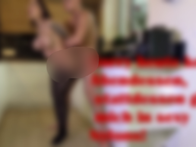 Download: TitsAndHeels - Sorry heute kein Abendessen, stattdessen gibts mich in sexy Nylons!