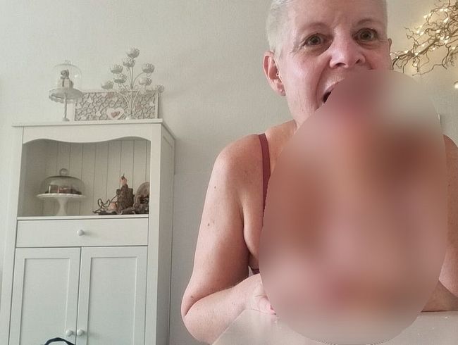 Download: TouchedByTine - Der perfekte (Dildo-)Blowjob!