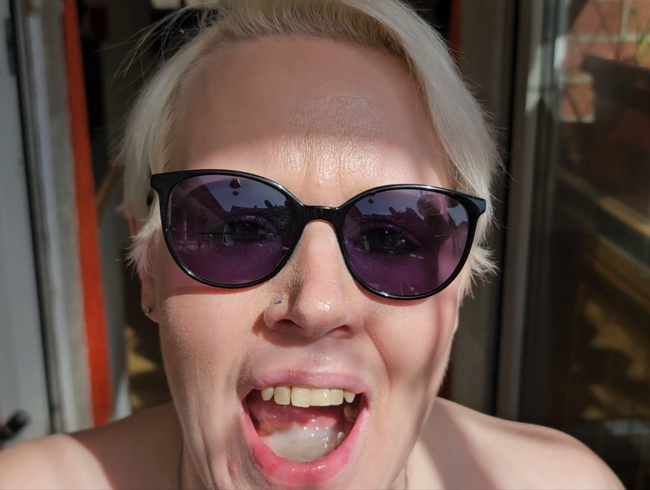 Download: UserBitch - 1.Mai Blowjob