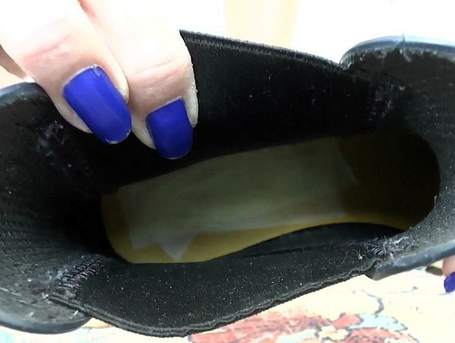 Download: ValenteVictoriaLady - Rieche in meine Gummistiefel und spritze ab! POV, JOI