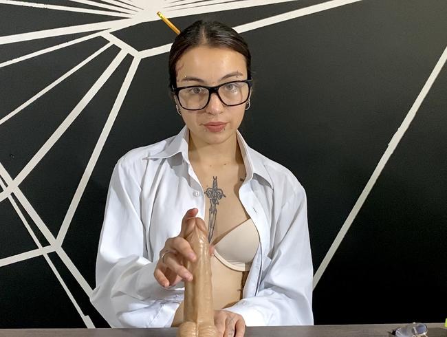 Download: VelvetLiquid - Carolina bringt dir bei, wie man ein Kondom anzieht