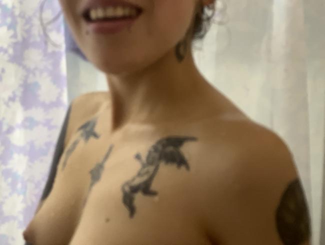 Download: VelvetLiquid - Kannst du mich einseifen? Heiße Dusche am Morgen...