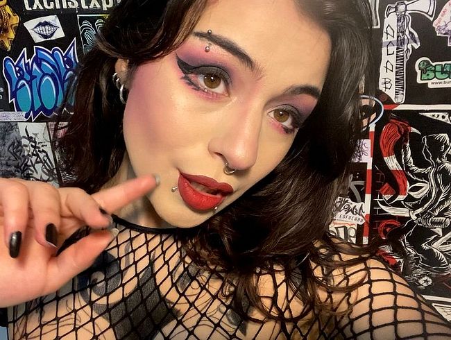 Download: VelvetLiquid - GOTH GIRL *-*