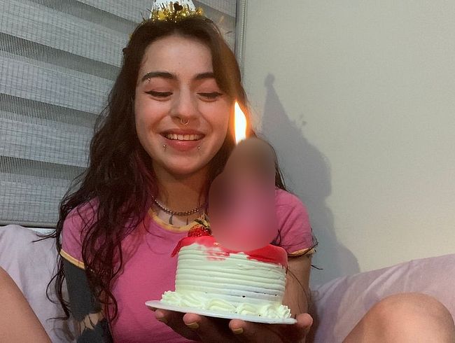 Download: VelvetLiquid - ALLES GUTE ZUM GEBURTSTAG! DANKE, DASS IHR HIER BIST