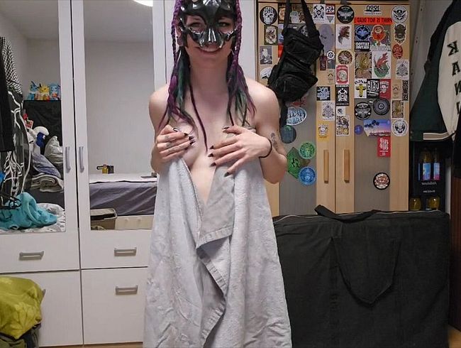 Download: ViGothFox - JETZT GIBT’S kein Zurück mehr! Kein Handtuch, keine Maske – ICH zieh komplett blank!