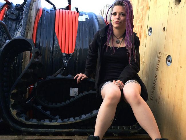 Download: ViGothFox - ERWISCHT!!! So krass peinlich! Erstes Mal Outdoor… und dann das!!