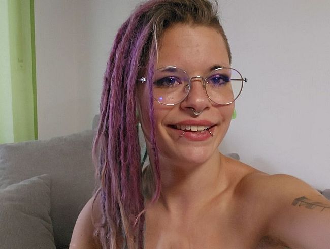 Download: ViGothFox - ANAL!! Skandalös! Mein erstes Mal mit einem PLUG – und mein ARSCH will MEHR!