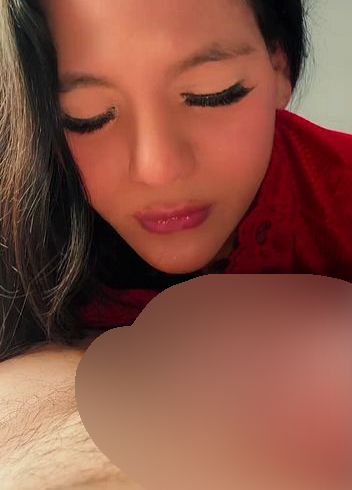 Download: Victoria092002 - den großen Schwanz des alten Besitzers des Hotels lutschen, in dem ich meinen Urlaub verbracht habe