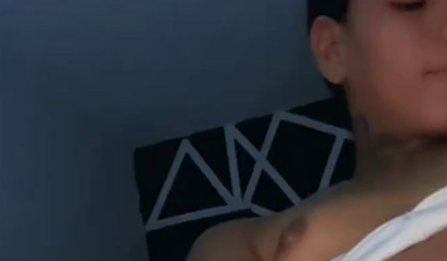 Download: Victoria092002 - schöne transsexuelle Frau, schönes Gesicht, zarter Arsch, großer Schwanz