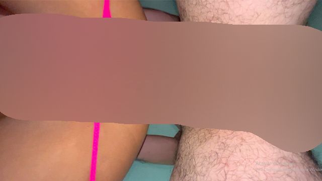 Download: Victoria092002 - Der alte Vater meines Freundes fickt meinen Arsch und füllt mich mit viel Sperma