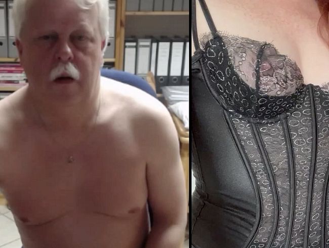 Download: VikiAdventures - Masturbation zusammen mit Sharon