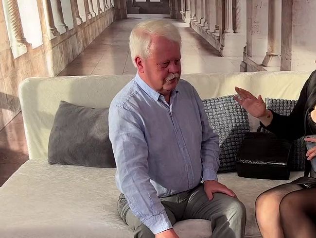 Download: VikiAdventures - Ich habe mit meinem Versicherungsberater geschlafen!