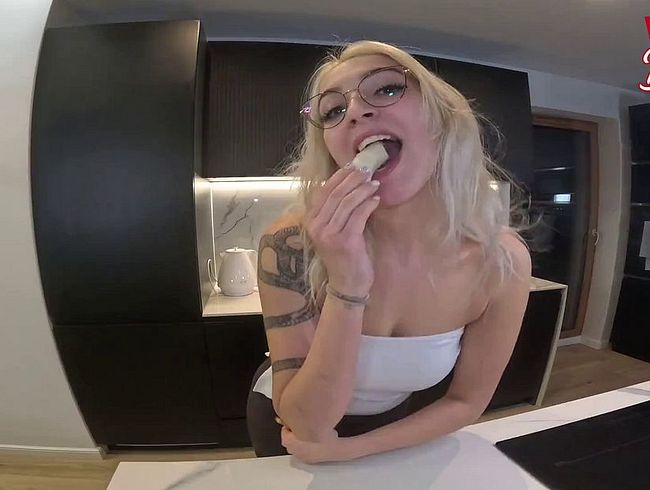 Download: VikkiBang - Vom Kücheputzen zu liebevollem und hartem Sex - Echtes polnisches Pärchen