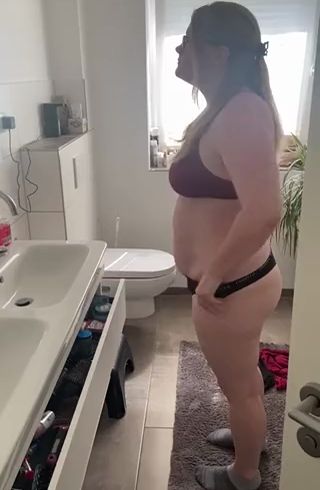 Download: VivianMae - Hast du etwa gespannert?