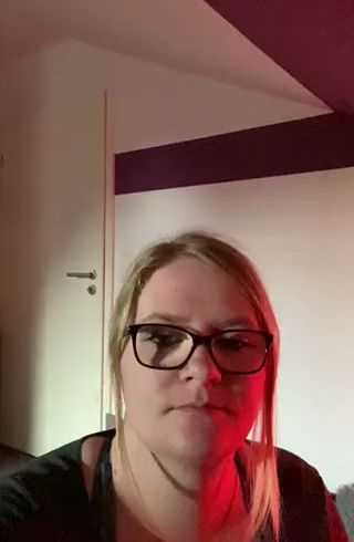 Download: VivianMae - Strippen mit ein bisschen SB Wunschvideo