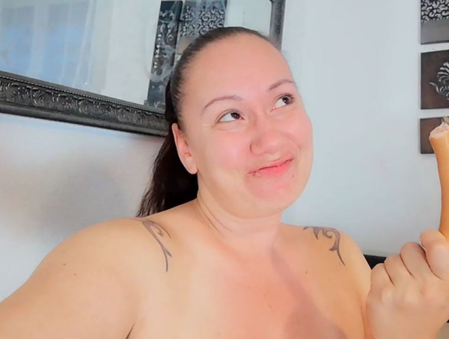 Download: Vivien-Molinas - AB-SPRITZ QUICKIE AM ESSTISCH... HÄLT DIE WURST WAS SIE VERSPRICHT??? (FOODPORN)